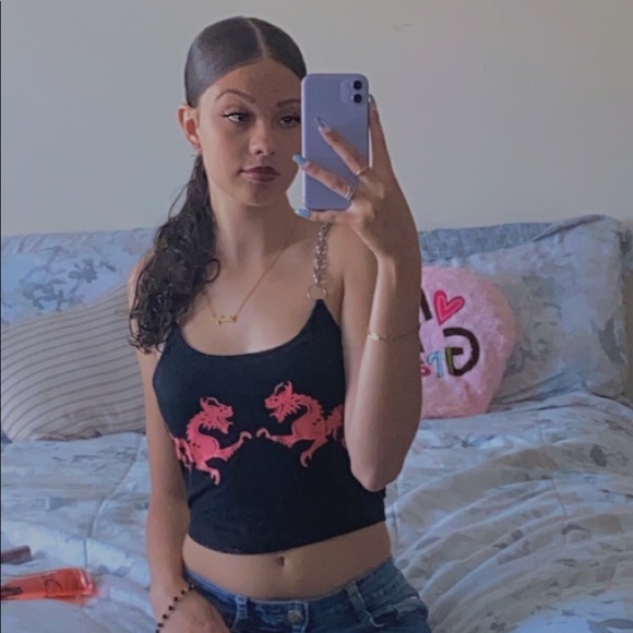 Fits as a medium,looks great with jeans leggings - Picture 3 of 3